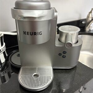 Keurig Metallic Coffee Brewer